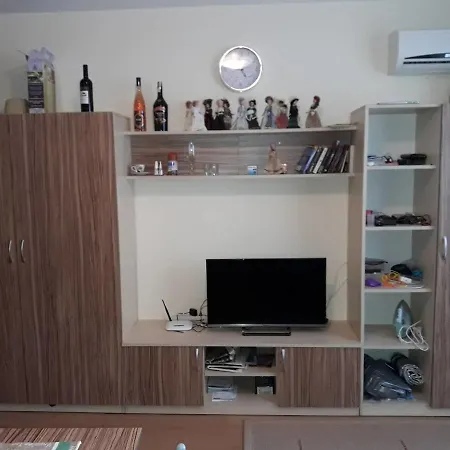 Private In Amadeus 19 ساني بيتش