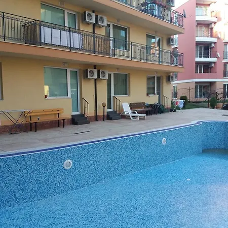 Private In Amadeus 19 * Slantchev Briag